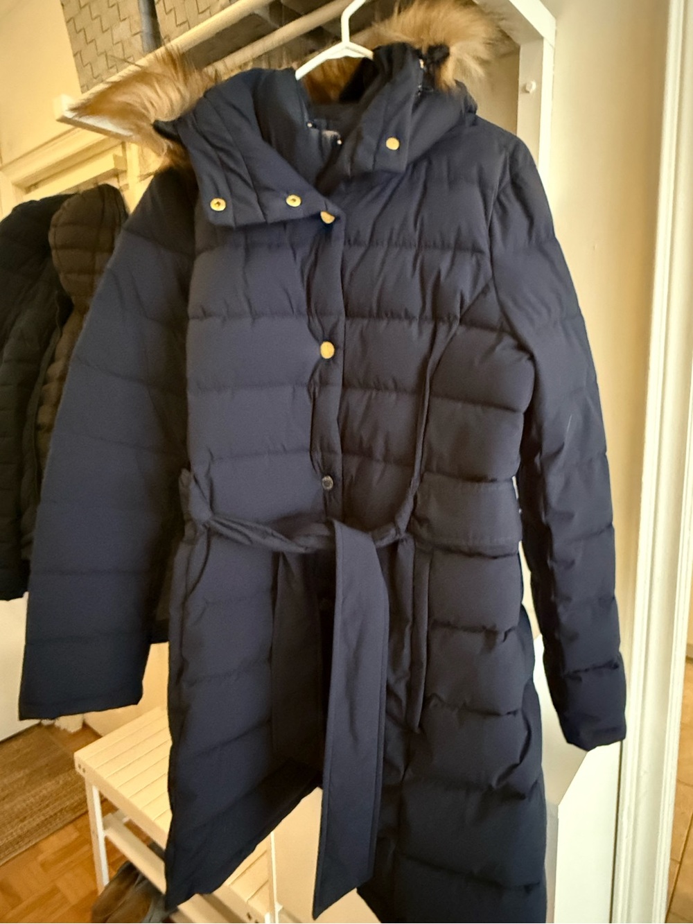 Tommy Hilfiger-Women's Navy Quilted Belted Puffer Coat with Faux-Fur Trim- Large